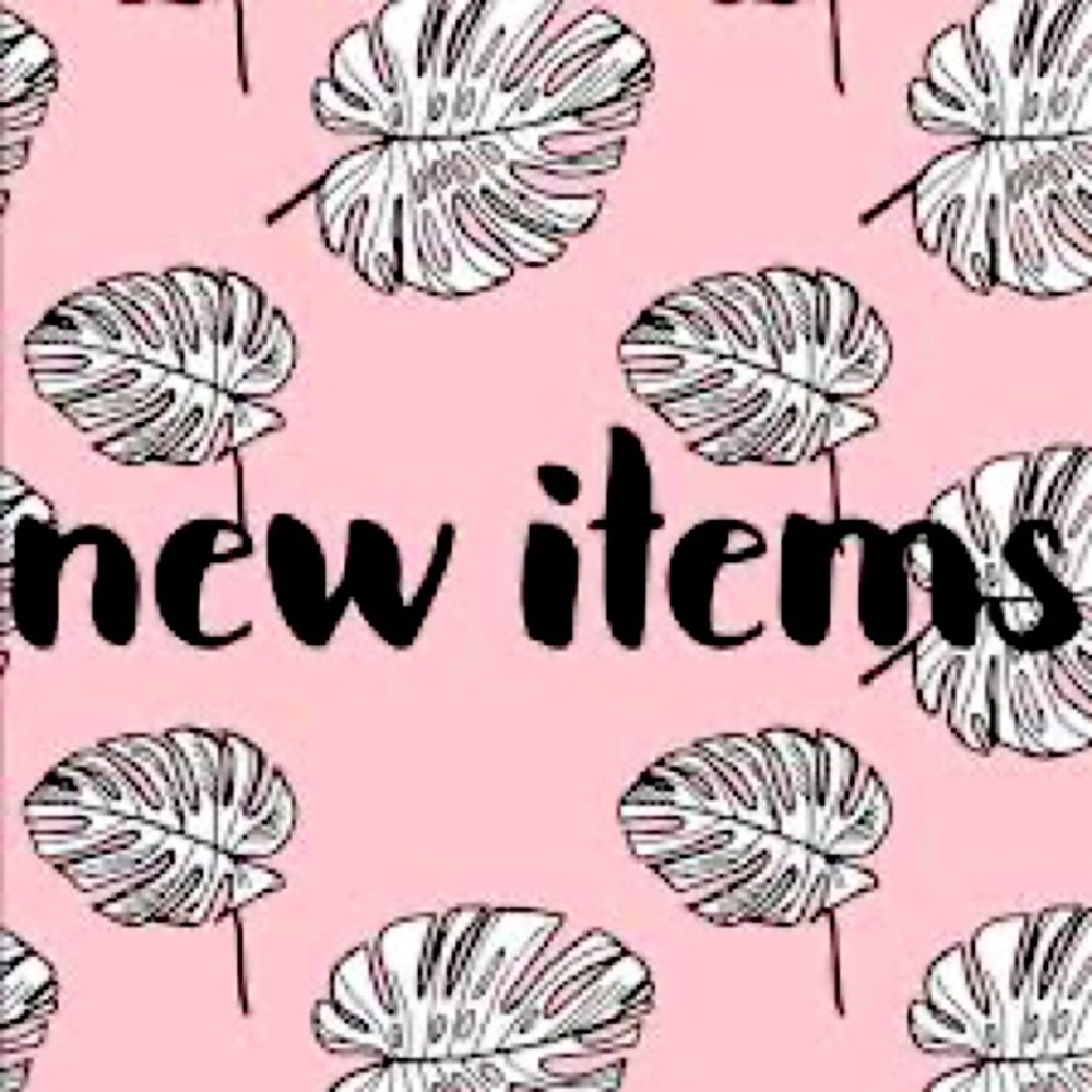 Thanks for taking the time to stop by my closet ❤️ - Picture 13 of 16